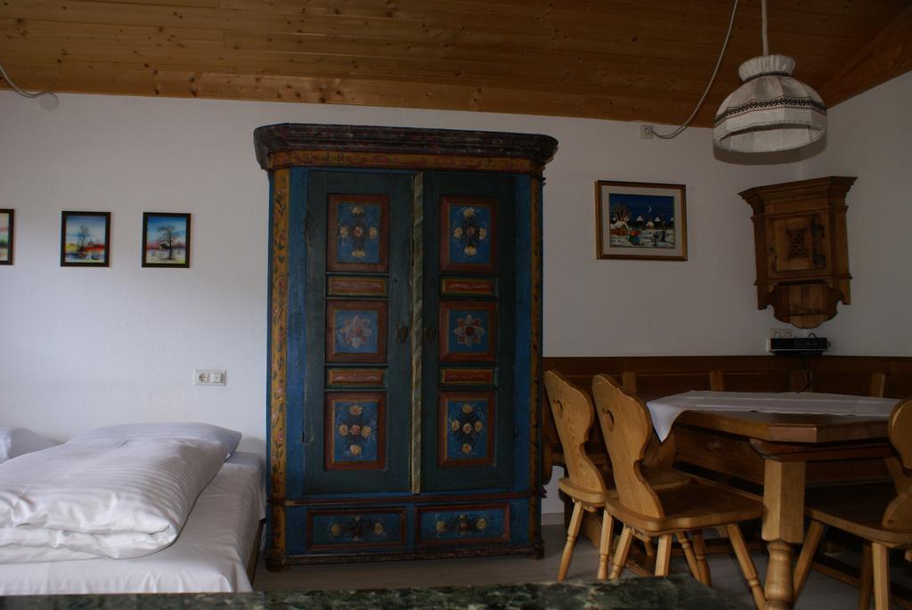Haus Schuschnig Apartment Bad Kleinkirchheim Room photo
